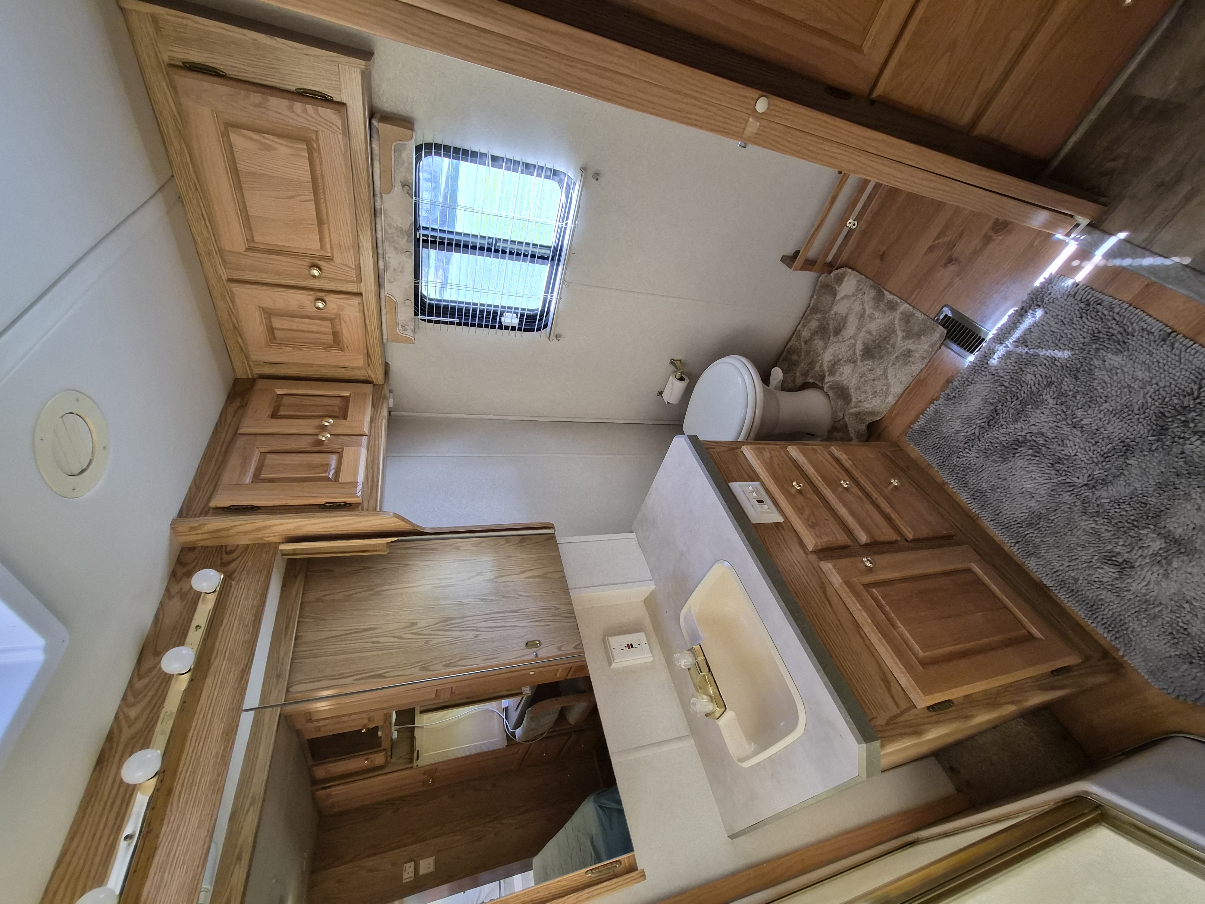 Main bathroom view